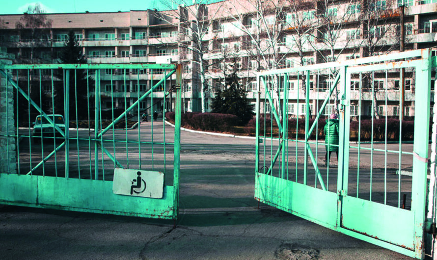 Жизнь в страхе и унижениях. Подопечные гериатрического пансионата в Днепре жалуются на условия