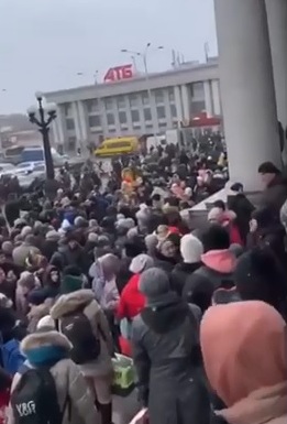 У Дніпрі на залізничному вокзалі організують спеціальні лінії для евакуації