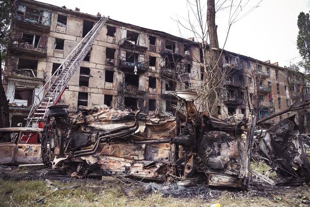 Як  застрахувати житло і машину від російських ракет?